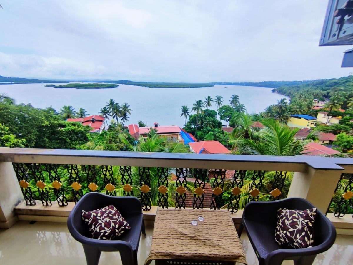 Ekaar Hotel Panaji Exterior photo